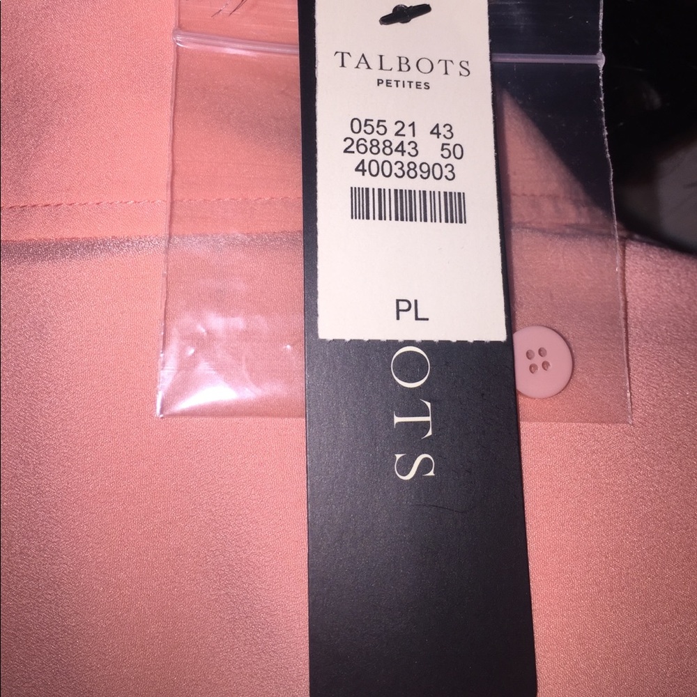 *SOLD*  TALBOTS Button Down  “The Soft Shirt” NWT - Picture 5 of 8